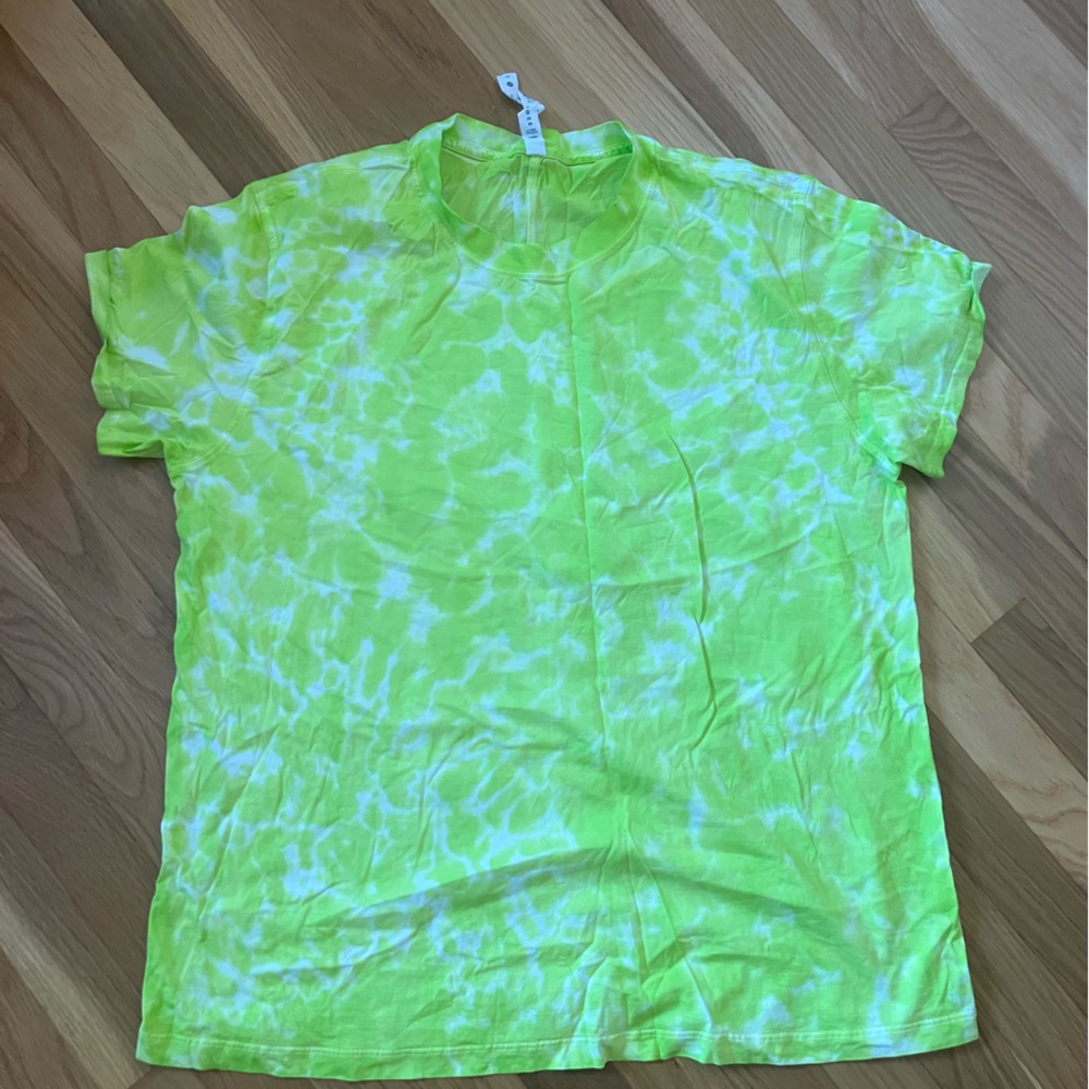 Lululemon oversized tee - women’s